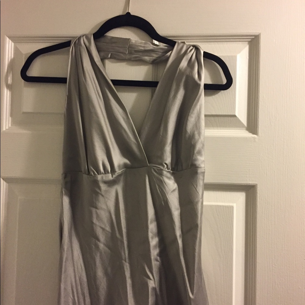 Express Silk Halter - Picture 2 of 3